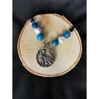 Collier en apatite et howlite