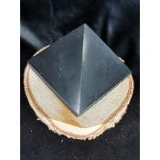 Pyramide en shungite