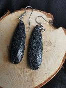 Boucle d'oreille en pierre de lave 