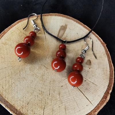 Parure en jaspe rouge, Bubble's
